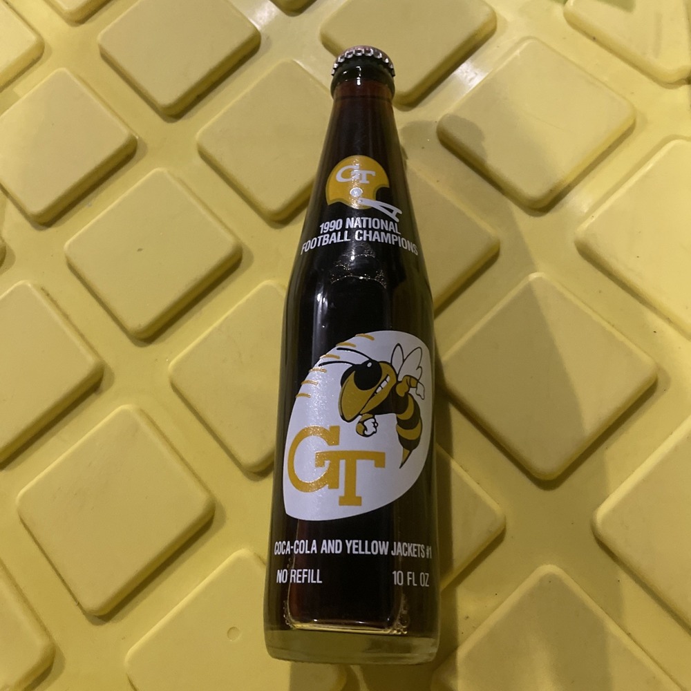 1990 GEORGIA TECH NATIONAL FOOTBALL CHAMPIONS Coca-Cola unopened Bottle